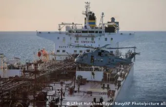 Η Γερμανία στοχεύει τον σκιώδη στόλο της Ρωσίας