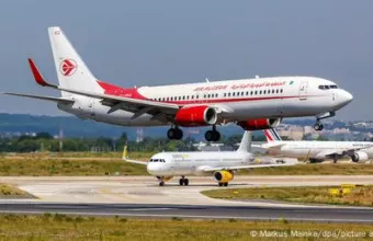 Αεροπλάνο προσγειώνεται στο Ορλύ