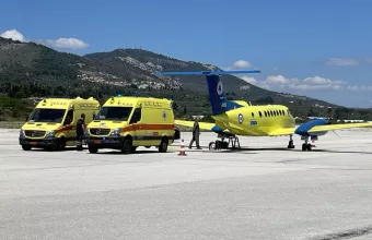 Ασθενοφόρο και αεροσκάφος