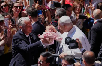 Ισπανία: Ο πάπας Λέων επισκέπτεται κρατούμενους σε φυλακή κοντά στη Βαρκελώνη