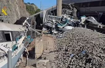 Μεταλλικό κομμάτι κλειδί στη διερεύνηση της σύγκρουσης τρένων στην Ισπανία