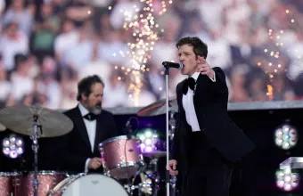 Ο Μπράντον Φλάουερς στο Royal Albert Hall και σε περιοδεία στο ΗΒ και στην Ιρλανδία
