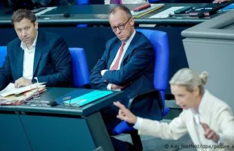 Αντιπαράθεση Βάιντελ-Μερτς στη βουλή Βάιντελ εναντίον Μερτς