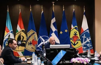 Δένδιας