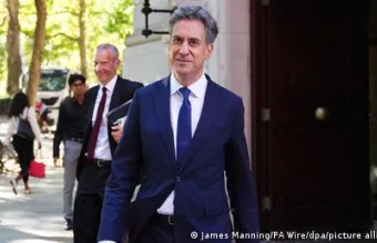 «Νέα» εποχή στην εξωτερική πολιτική των Εργατικών