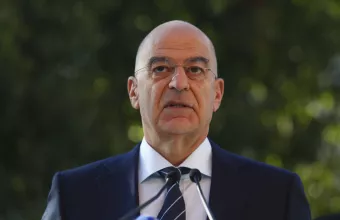 Δένδιας