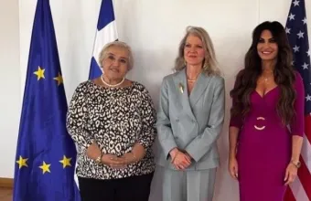 Ελλάδα-ΗΠΑ: Εμβάθυνση της συνεργασίας στη συνάντηση Παπαδοπούλου-Χούκερ
