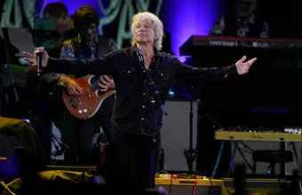 Τζον Μπον Τζόβι: Είπε στους θαυμαστές του ότι θα παίζει για πολλά χρόνια ακόμα