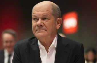 Σολτς: «Πρόωρη η συζήτηση για τα ευρωπαϊκά στρατεύματα στην Ουκρανία» 