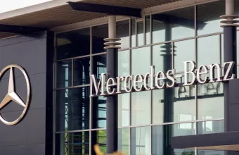 Mercedes: Ανακοίνωσε μείωση κερδοφορίας στον κλάδο αυτοκινήτων στο πρώτο τρίμηνο λόγω δασμών