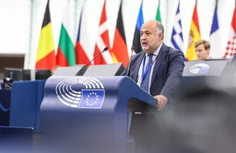 Τσιόδρας