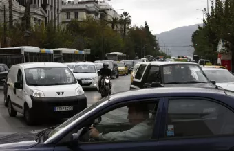 Ταλαιπωρία στους δρόμους του Λεκανοπεδίου – Πού έχει κίνηση