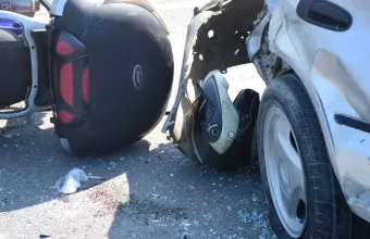 ΕΛ.ΑΣ.: Χιλιάδες έλεγχοι και βαριά πρόστιμα για όσους κυκλοφορούν χωρίς κράνος