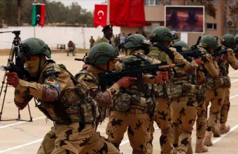 Λίβυοι στρατιώτες σε άσκηση