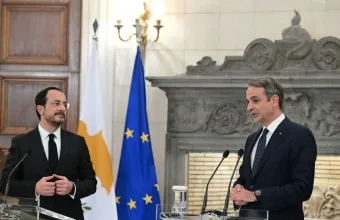 Κινητικότητα για το Κυπριακό και συντονισμός Λευκωσίας - Αθήνας