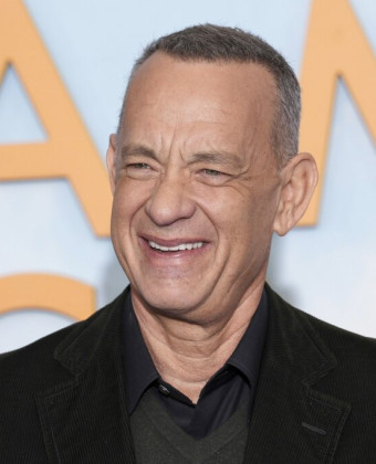 TOM HANKS