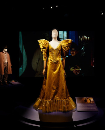 «Poor Things. Τα κοστούμια» - Εντυπωσιακή έκθεση στο Μουσείο Μπενάκη - Φωτογραφίες 