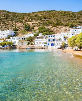 Παραλία Πλατύς Γιαλός Σίφνου