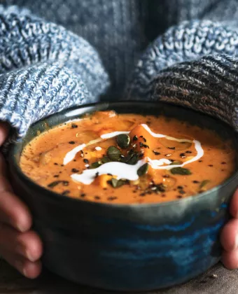 Οι σούπες του χειμώνα: 38 συνταγές που θα μας ζεστάνουν τις κρύες μέρες