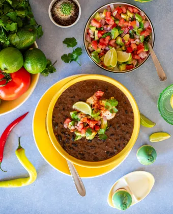 Μεξικάνικη μαύρη φασολάδα βήμα - βήμα