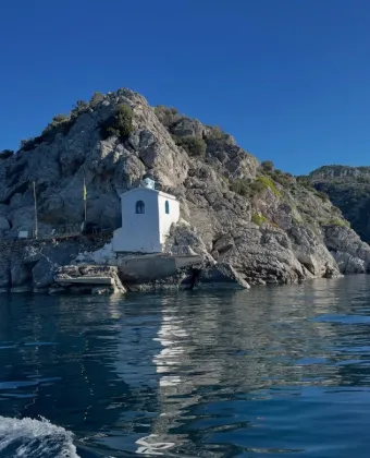 Κρασοπαναγιά Μέθανα