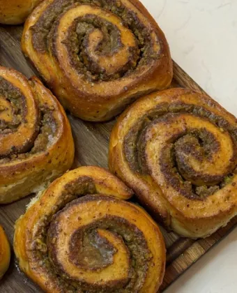 Wagee The Baker: Ο νέος φούρνος στο Κουκάκι για rolls και cheesecake