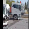 Σύγκρουση βυτιοφόρου με φορτηγό στον Ασπρόπυργο