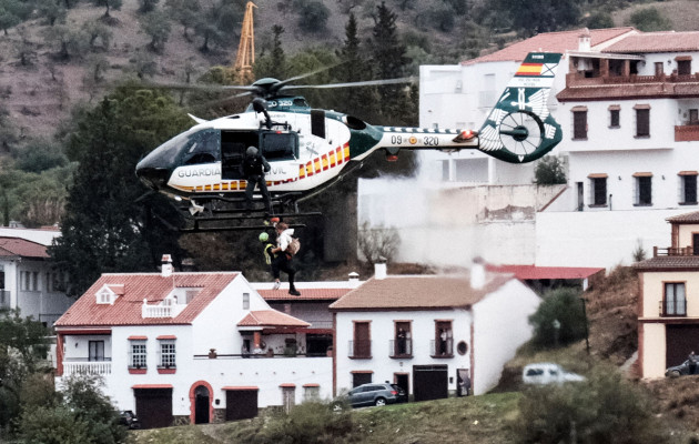 Καταστροφικές πλημμύρες στη Βαλένθια - δεκάδες νεκροί