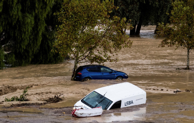 Καταστροφικές πλημμύρες στη Βαλένθια - δεκάδες νεκροί