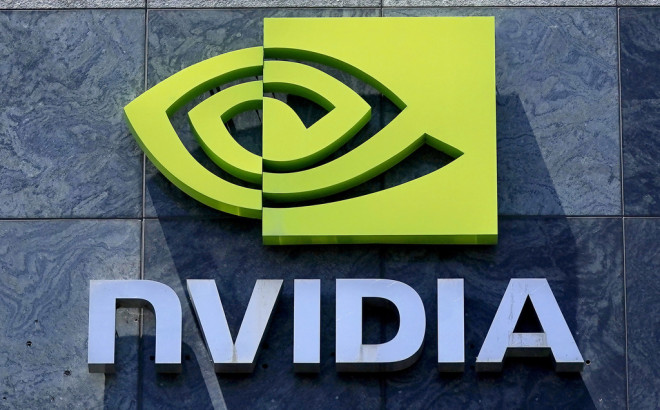 Η Nvidia σχεδόν διπλασίασε τα έσοδά της χάρη στην ισχυρή ζήτηση για τσιπ τεχνητής νοημοσύνης