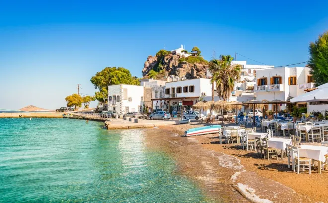 Πάτμος: Παραλίες, αξιοθέατα και προτάσεις για φαγητό από την Ελένη Ψυχούλη