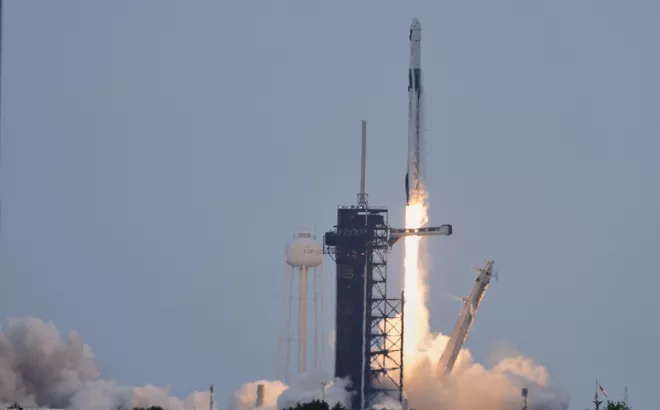 SpaceX: Εκτοξεύτηκε το διαστημόπλοιο με τους 4 αστροναύτες για τον ISS - Δείτε βίντεο