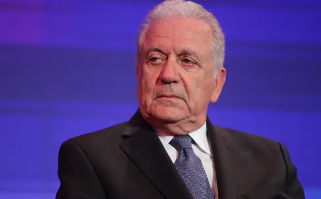 Belgian authorities withdraw arrest warrant for Dimitris Avramopoulos 