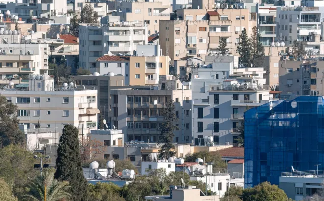 Βραχυχρόνιες μισθώσεις: Η ΠΟΜΙΔΑ ζητά απόσυρση της διάταξης για μεταβιβάσεις ακινήτων