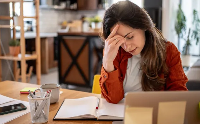 Τι φταίει όταν νιώθουμε χρόνια κόπωση; Ο διατροφολόγος Κωνσταντίνος Ξένος απαντά