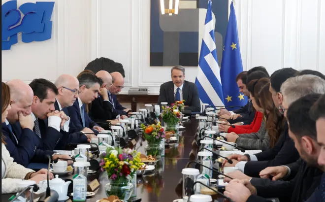 Σε φουλ ρυθμούς επιστρέφει η κυβέρνηση - Υπουργικό τη Δευτέρα με Ταμείο Ανάκαμψης και ΔΕΘ στην ατζέντα