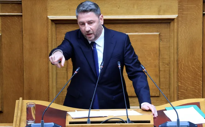 Ο Νίκος Ανδρουλάκης κατηγορεί τον πρωθυπουργό ότι χρησιμοποιεί «τοξικότητα» προκειμένου να υποτιμήσει το ΠΑΣΟΚ