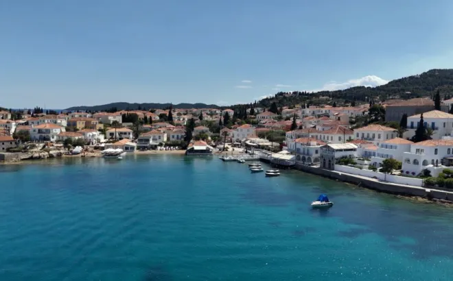 Σπέτσες