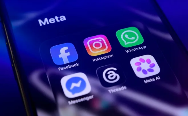 Στο εδώλιο η Meta για «εθισμό» ανηλίκων σε  Instagram και Facebook
