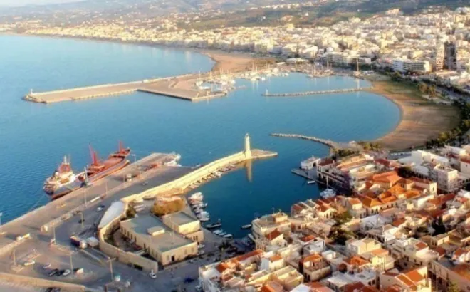 Η τουριστική σεζόν «τραβάει» έως τις 20 Οκτωβρίου στην Κρήτη με υψηλές πληρότητες