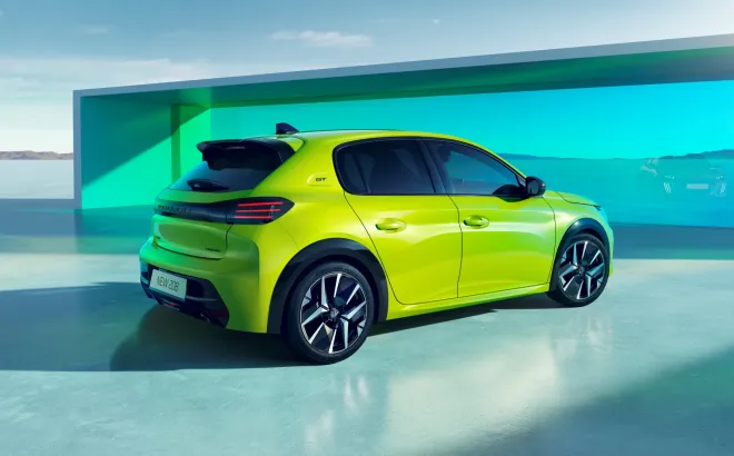 PEUGEOT 208 Turbo 100: Νέα γενιά κινητήρα, πλούσιος εξοπλισμός και εξαιρετική τιμή 
