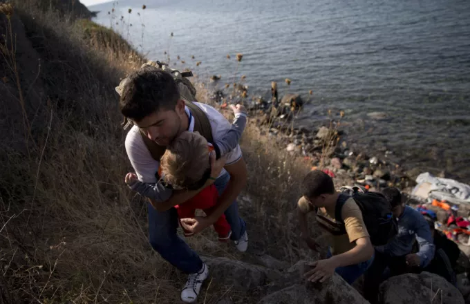 Τουλάχιστον 121 πρόσφυγες περισυνελέγησαν ανοικτά από Φαρμακονήσι και Ικαρία