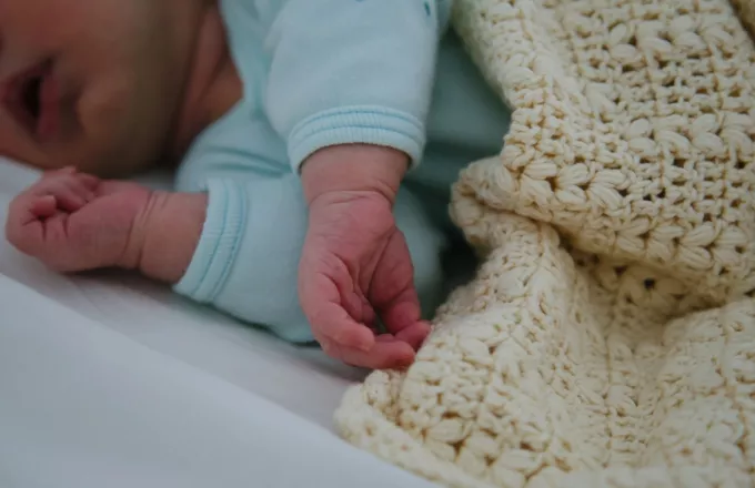 Μωρό 14 μηνών με ηπατίτιδα στο Ηράκλειο Κρήτης, λένε τα τοπικά μέσα
