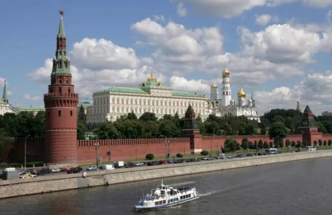 Κρεμλίνο: Δεν θα συναντηθεί με Χαφτάρ ο Πούτιν αυτή την εβδομάδα