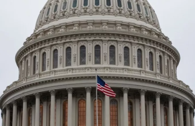 ΗΠΑ: Τουλάχιστον 13 μέλη της Βουλής των Αντιπροσώπων και της Γερουσίας φέρονται να έχουν νοσήσει από κορωνοϊό