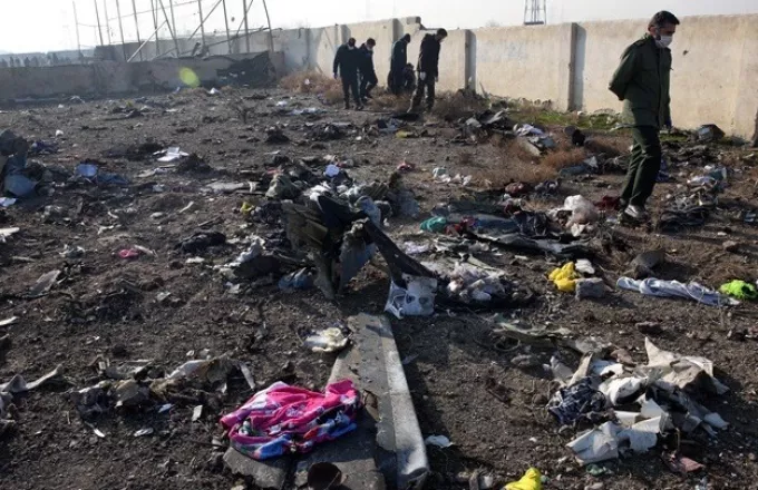 Ιράν: Πολεμικό αεροσκάφος κατέπεσε στην πόλη Ταμπρίζ-Τρεις νεκροί
