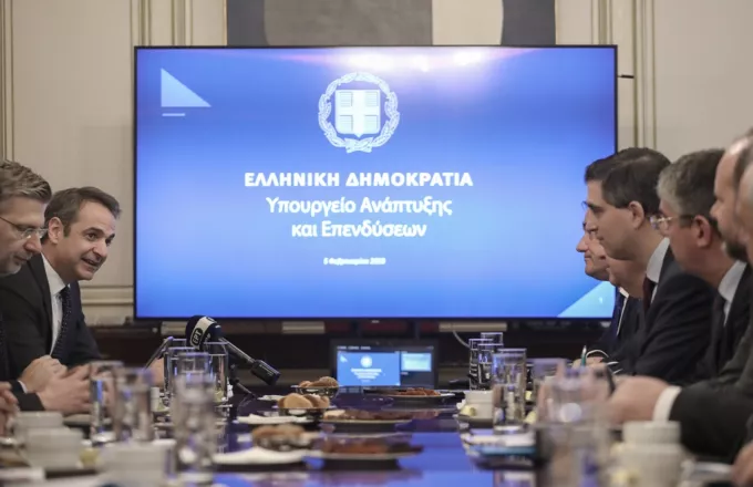 Μητσοτάκης: Κομβική χρονιά το 2020 για ανάπτυξη και επενδύσεις 