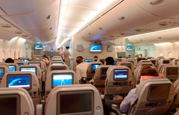 Κορωνοϊός - Tαξίδια: Η Emirates ξεκίνησε εξετάσεις αίματος σε επιβάτες πριν την πτήση 