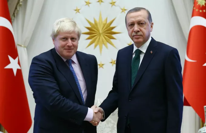 Προτροπή βρετανικής κυβέρνησης προς Τουρκία για σεβασμό της ελευθεροτυπίας