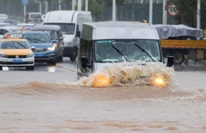 Κίνα: Τουλάχιστον 140 νεκροί ή αγνοούμενοι από πλημμύρες - H Ουχάν απειλείται